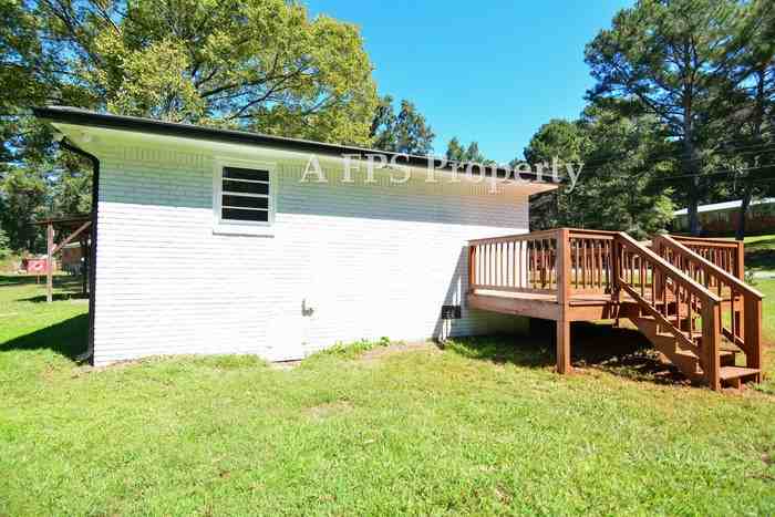 226 Cantrell Drive Southwest - Photo 7 of 27