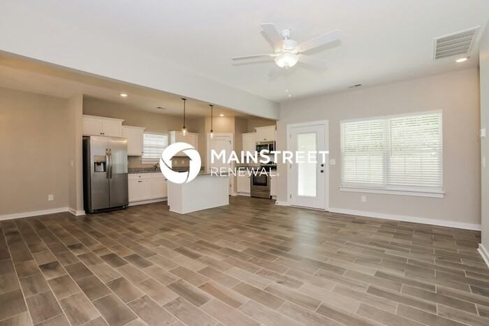 5319 Nancy Seward Drive - Photo 4 of 17