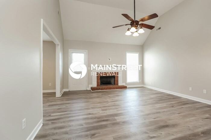 2651 Hansford Dr - Photo 2 of 16