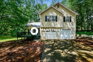 100 Woodcrest Way - Photo 1 of 1