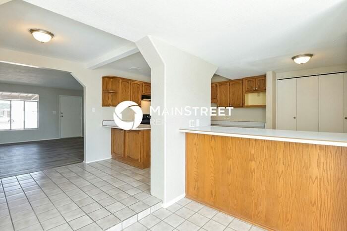 5828 E Calle Silvosa - Photo 4 of 17