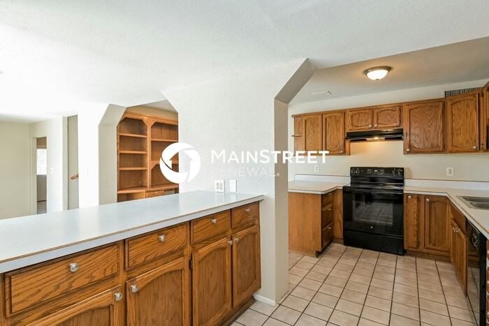 5828 E Calle Silvosa - Photo 5 of 17