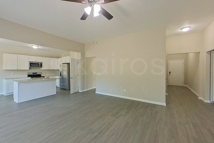 724 Park Ln - Photo 5 of 21