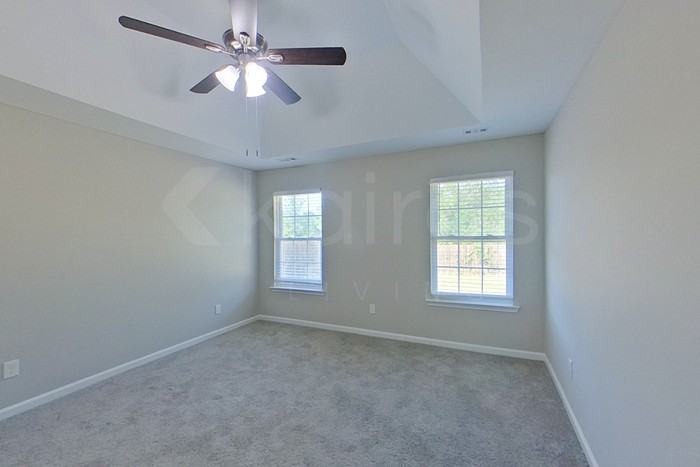 724 Park Ln - Photo 7 of 21