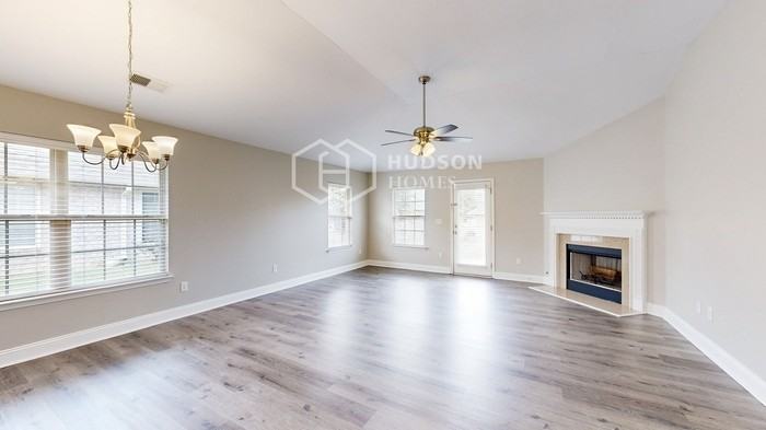 2065 Edgewood Drive - Photo 7 of 27