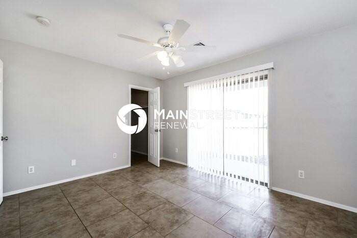 5040 S Fremont Ave - Photo 7 of 15