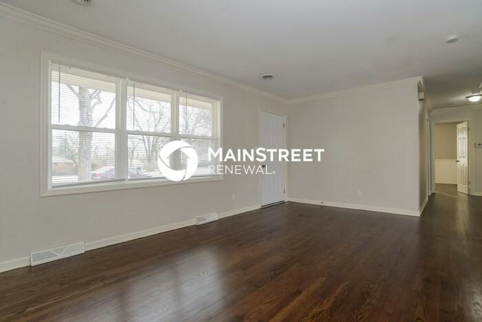 11212 Lecluyse Drive - Photo 3 of 17