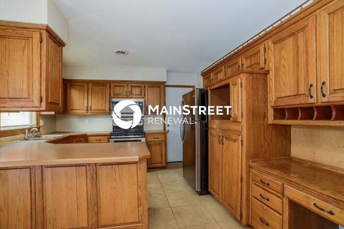 11212 Lecluyse Drive - Photo 6 of 17