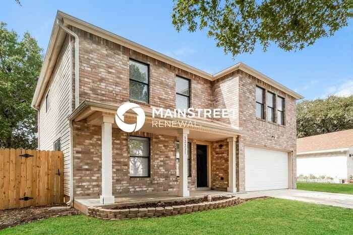 13331 Deer Falls Dr - Photo 2 of 17