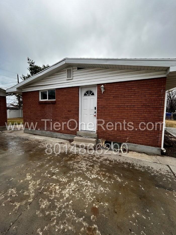 1470 South 240 East - Photo 3 of 23