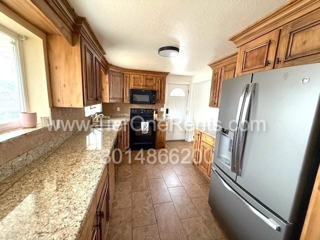 1470 South 240 East - Photo 6 of 23