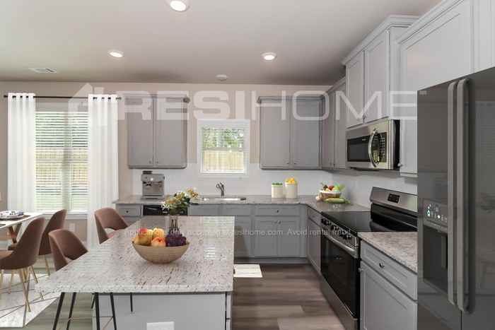 56 Brougham Drive South - Photo 5 of 20