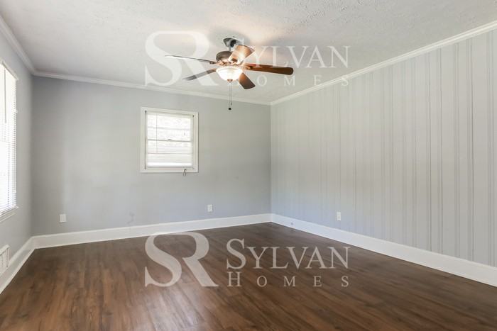 6766 Sunset Ln - Photo 3 of 15