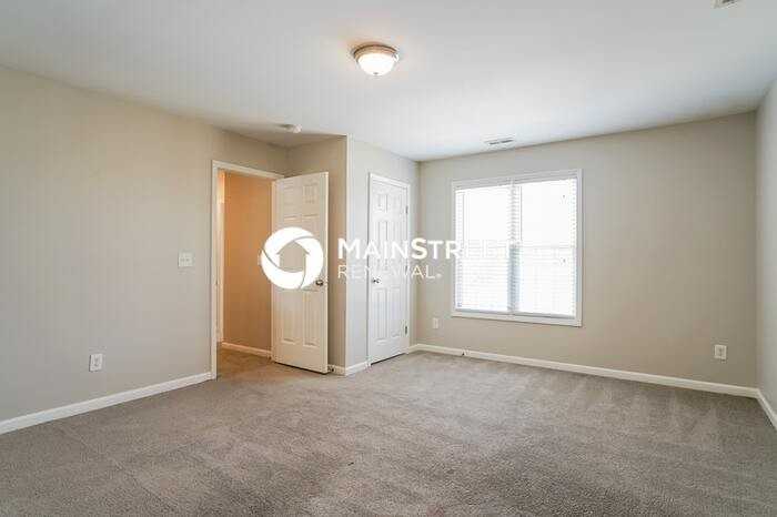 5436 Advantis Drive - Photo 7 of 15