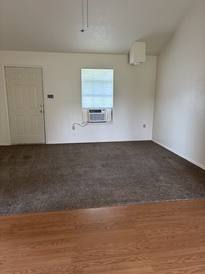 220 Ponderosa Garden Road #NA - Photo 2 of 4