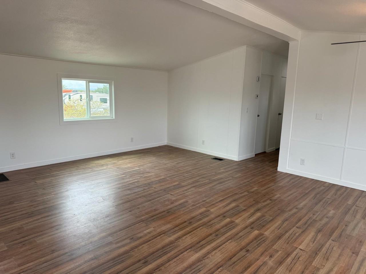 13687 S Hound Dog Rd #NA - Photo 2 of 17