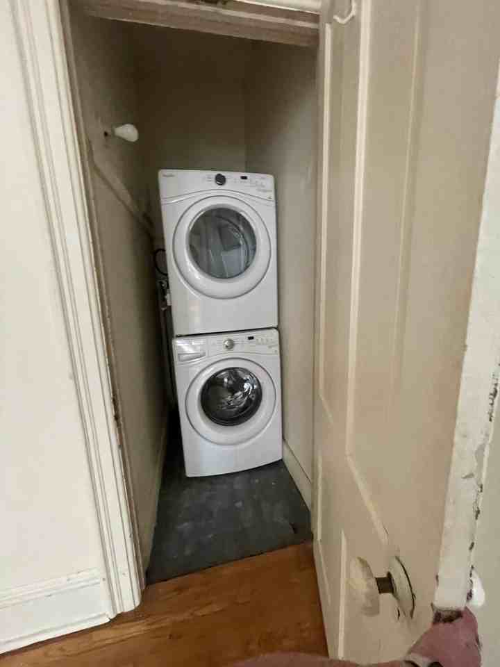 163 N Prairie St #163 - Photo 4 of 5