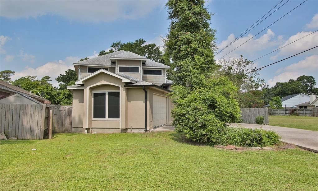 446 Rivergrove Dr #NA - Photo 2 of 7