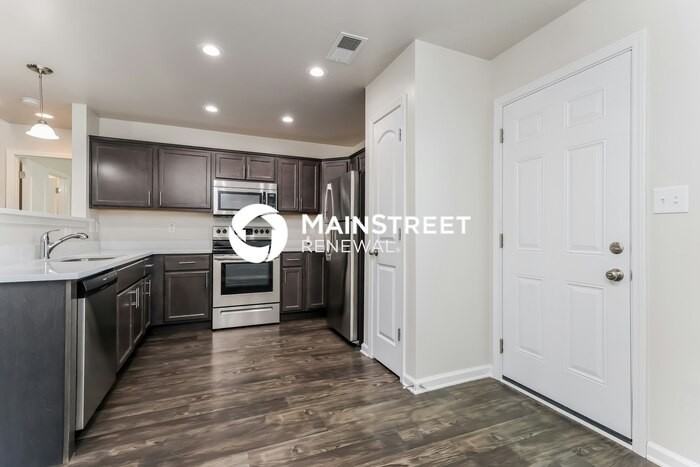 2521 Guildhall Ln - Photo 5 of 18