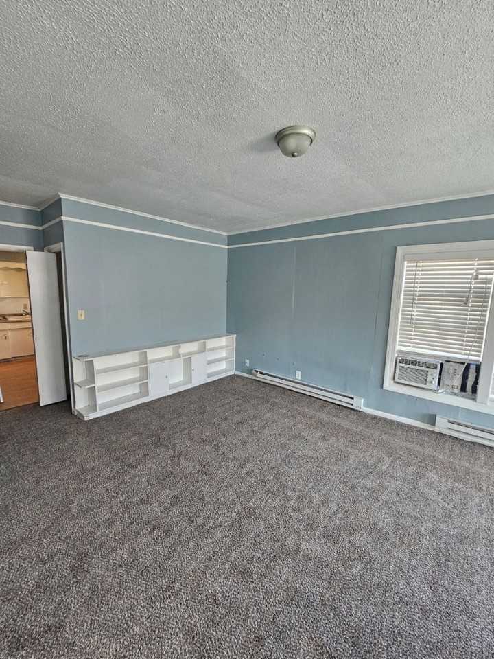 307 South Main Street - Photo 3 of 5