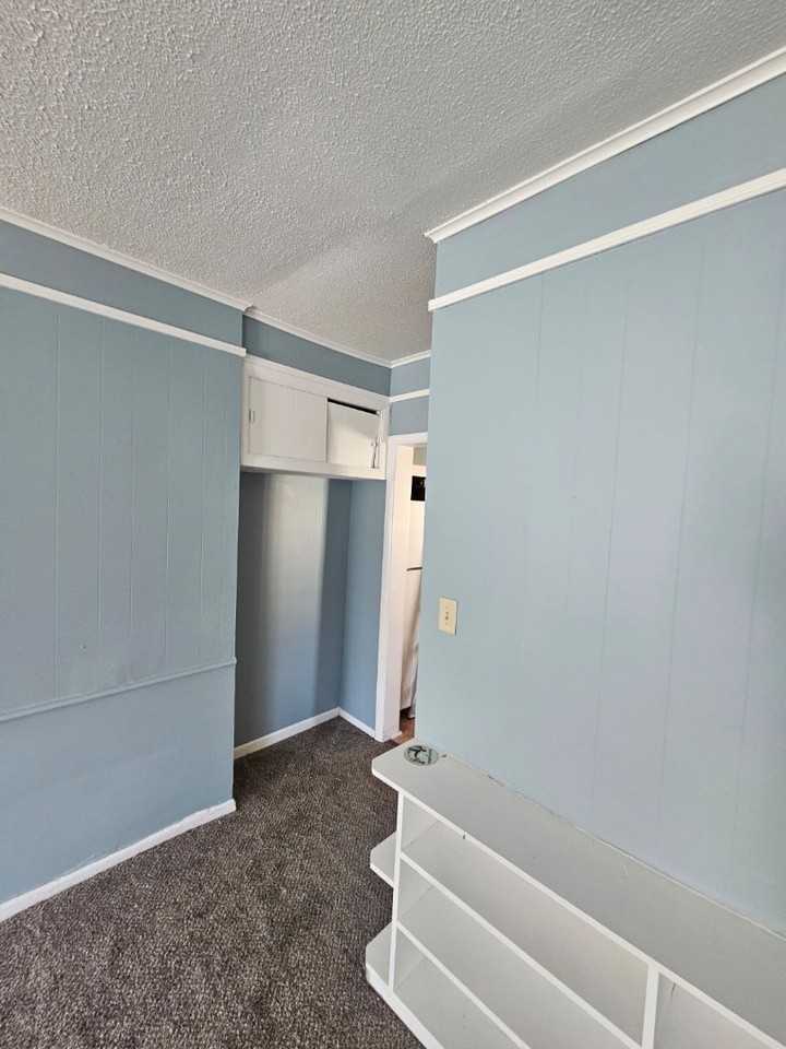 307 South Main Street - Photo 4 of 5