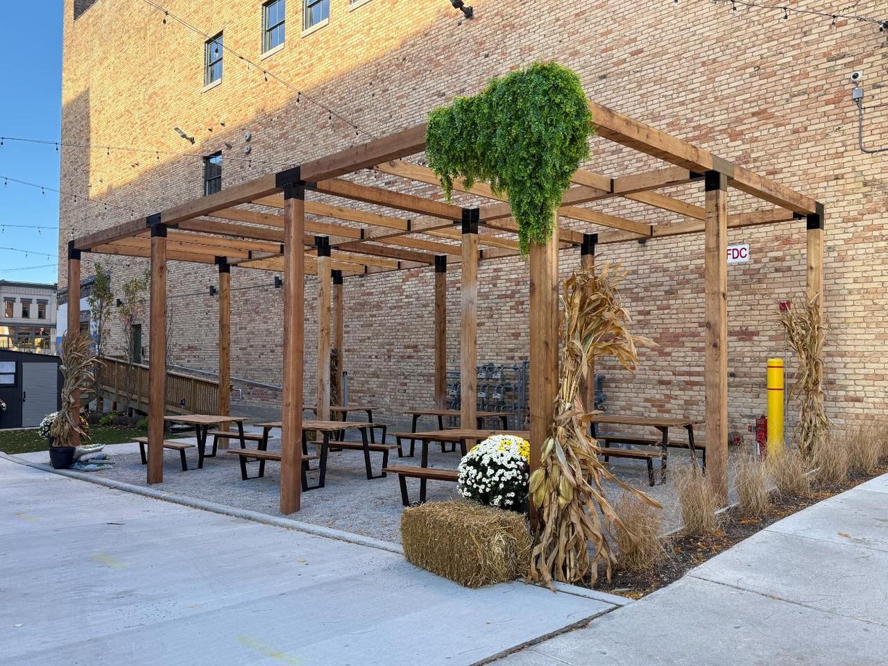 The Okun Produce Building - Photo 3 of 8