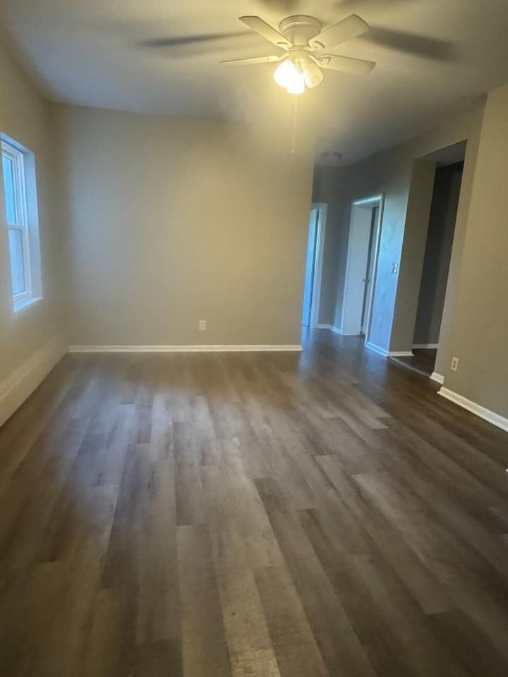 1641 Sycamore - Photo 4 of 29