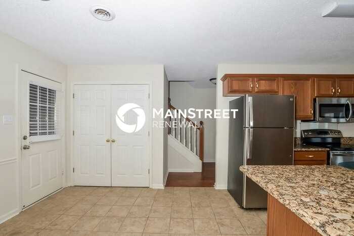 4462 Alixs Drive - Photo 7 of 19