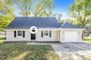 featured image of 303 E 11th St