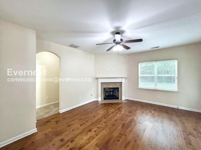 6057 Abigail Bluffs Dr - Photo 3 of 29