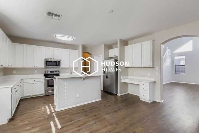 14979 W Shaw Butte Dr - Photo 7 of 33