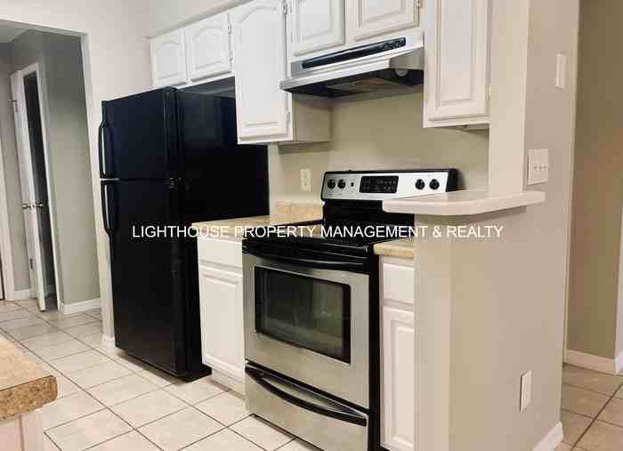 466 Crabapple Court #B - Photo 7 of 15