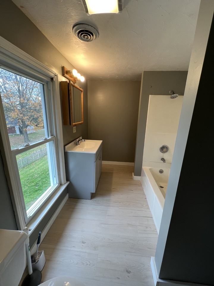 68 N Franklin St #102 - Photo 2 of 6