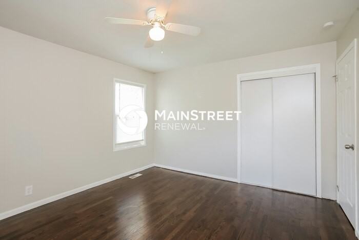 9310 Lewis Ave - Photo 7 of 15