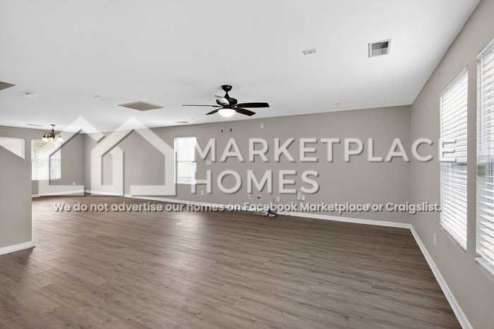 29681 Westfield Dr - Photo 7 of 27