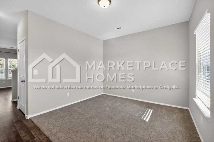 5066 W Claxton Cir - Photo 5 of 33