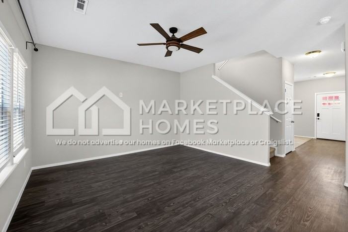 5066 W Claxton Cir - Photo 6 of 33