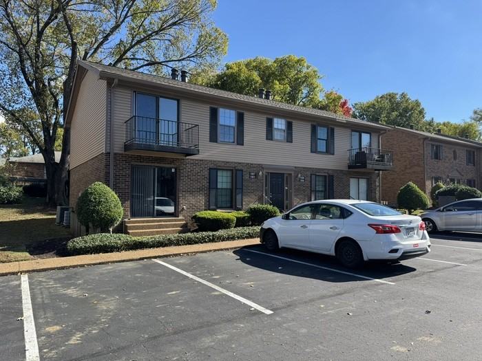 5807 Brentwood Trce #5807 - Photo 2 of 20