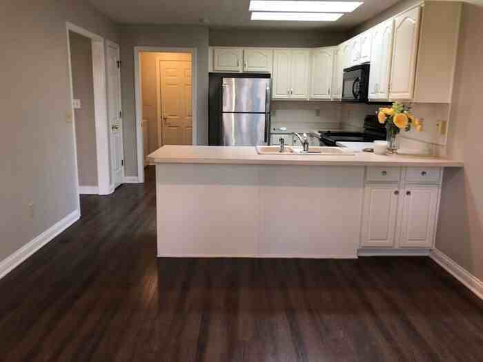 11542 Applewood Cir - Photo 7 of 17