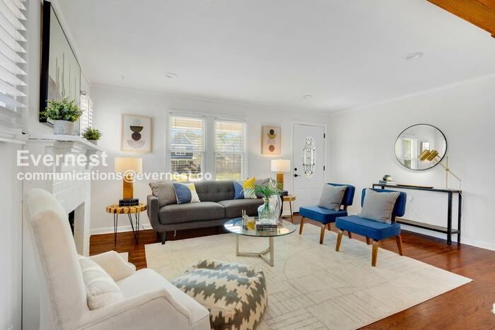 1605 Straightway Ave - Photo 5 of 46