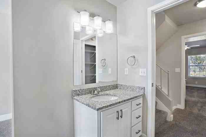 1231 East Vine Ridge Way - Photo 7 of 16