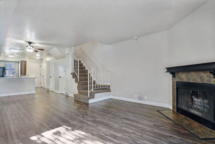 6154 South Vine Hill Lane #106 - Photo 4 of 30