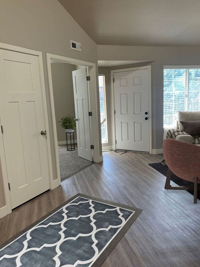 1249 East Vine Gate Drive #018 - Photo 3 of 10