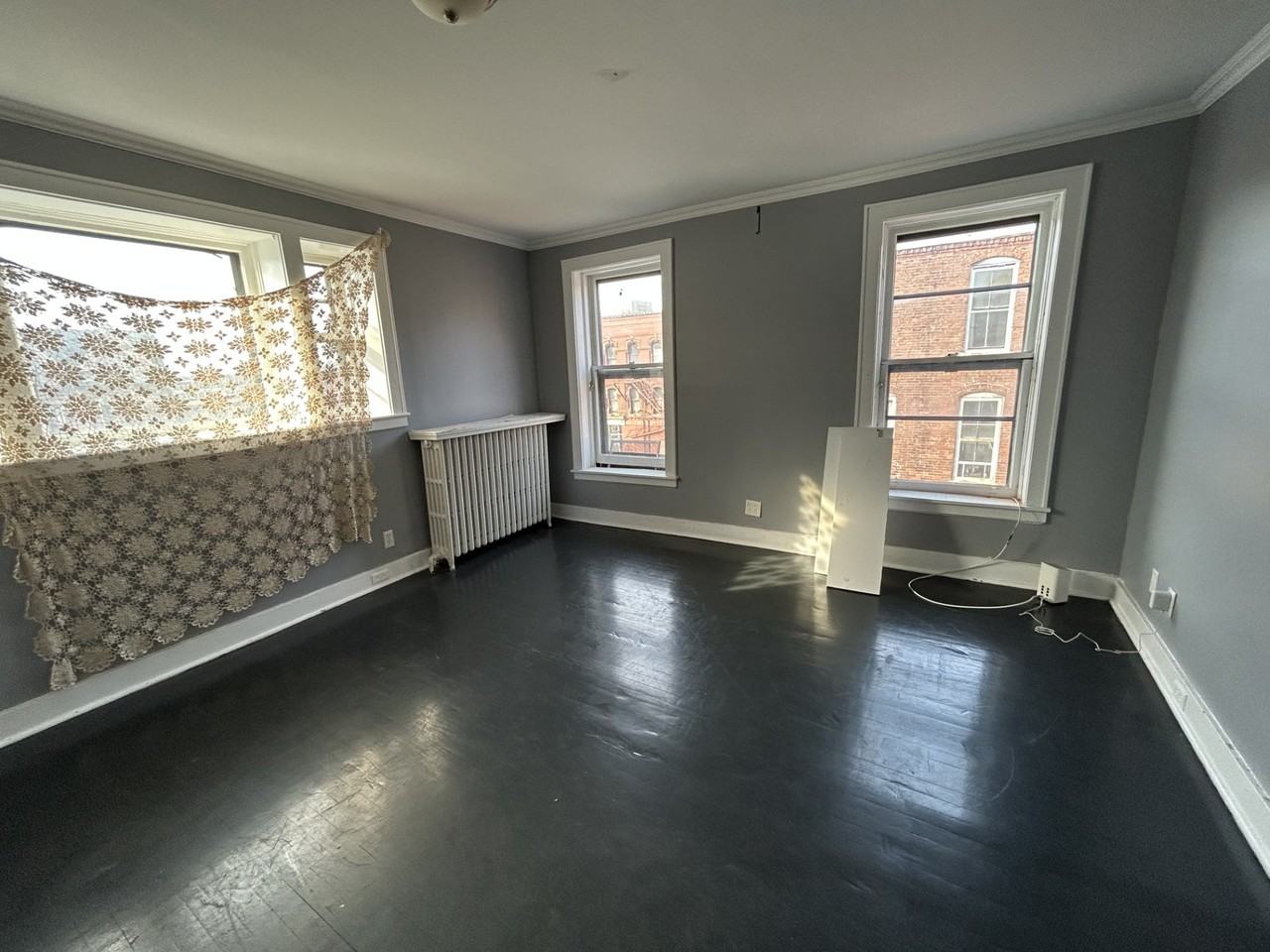 80 Princess St #10 - Photo 5 of 12