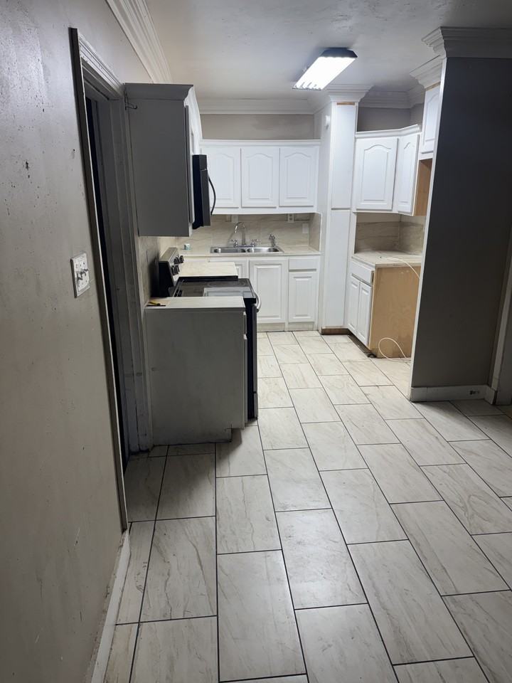 3922 Halls Ferry Rd #NA - Photo 6 of 16