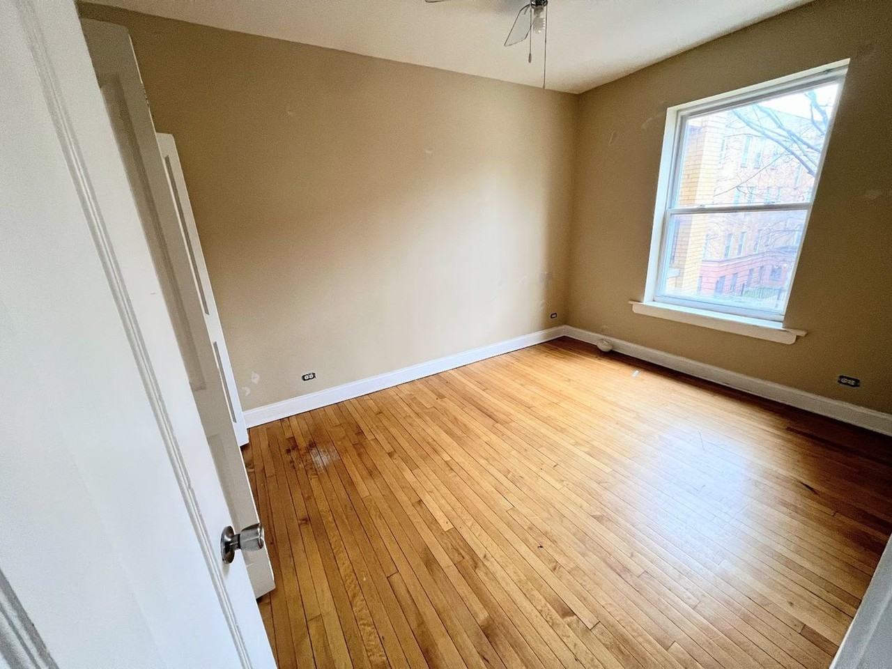 4654 N Central Park Ave #2N - Photo 4 of 12