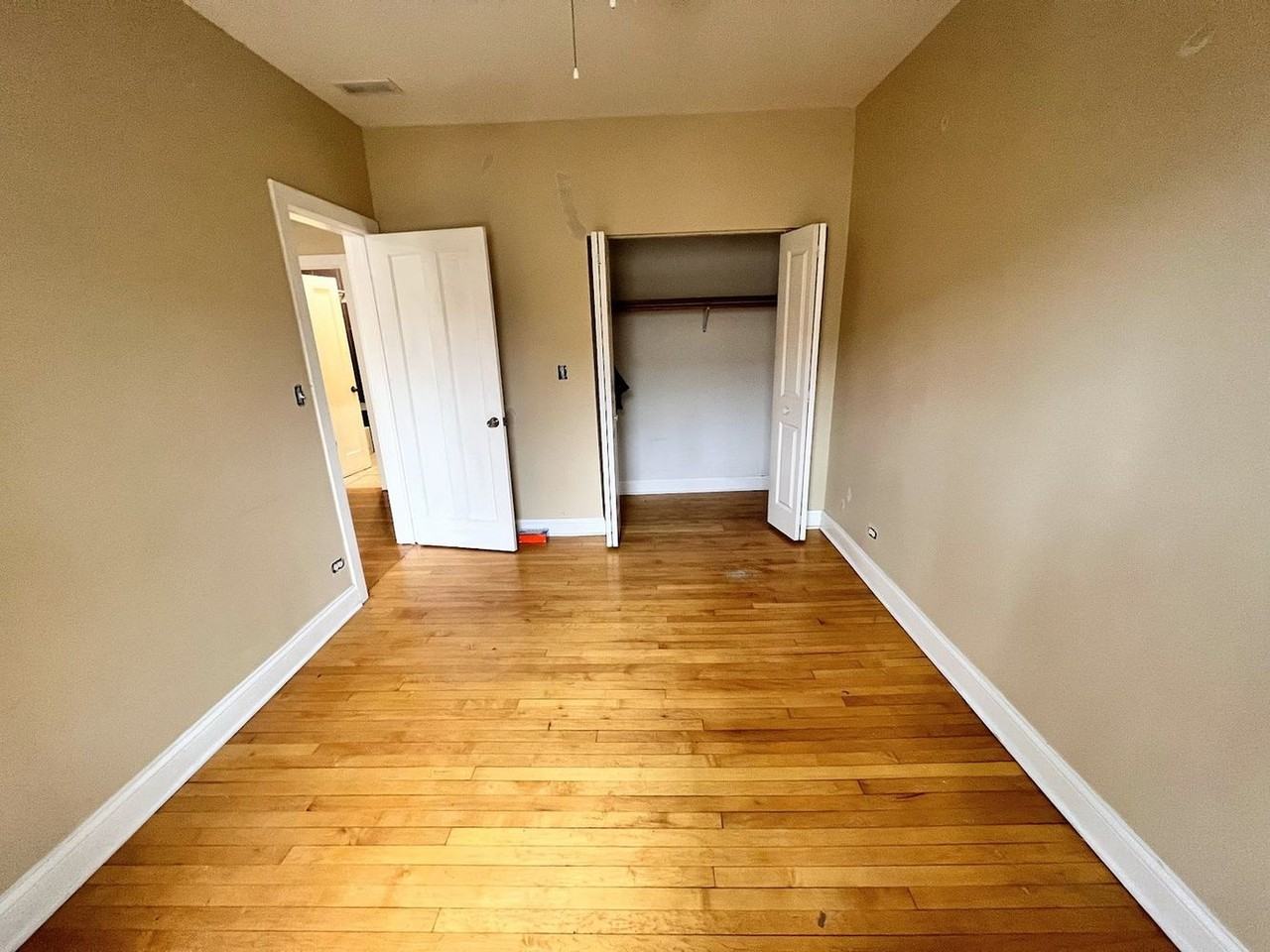 4654 N Central Park Ave #2N - Photo 7 of 12