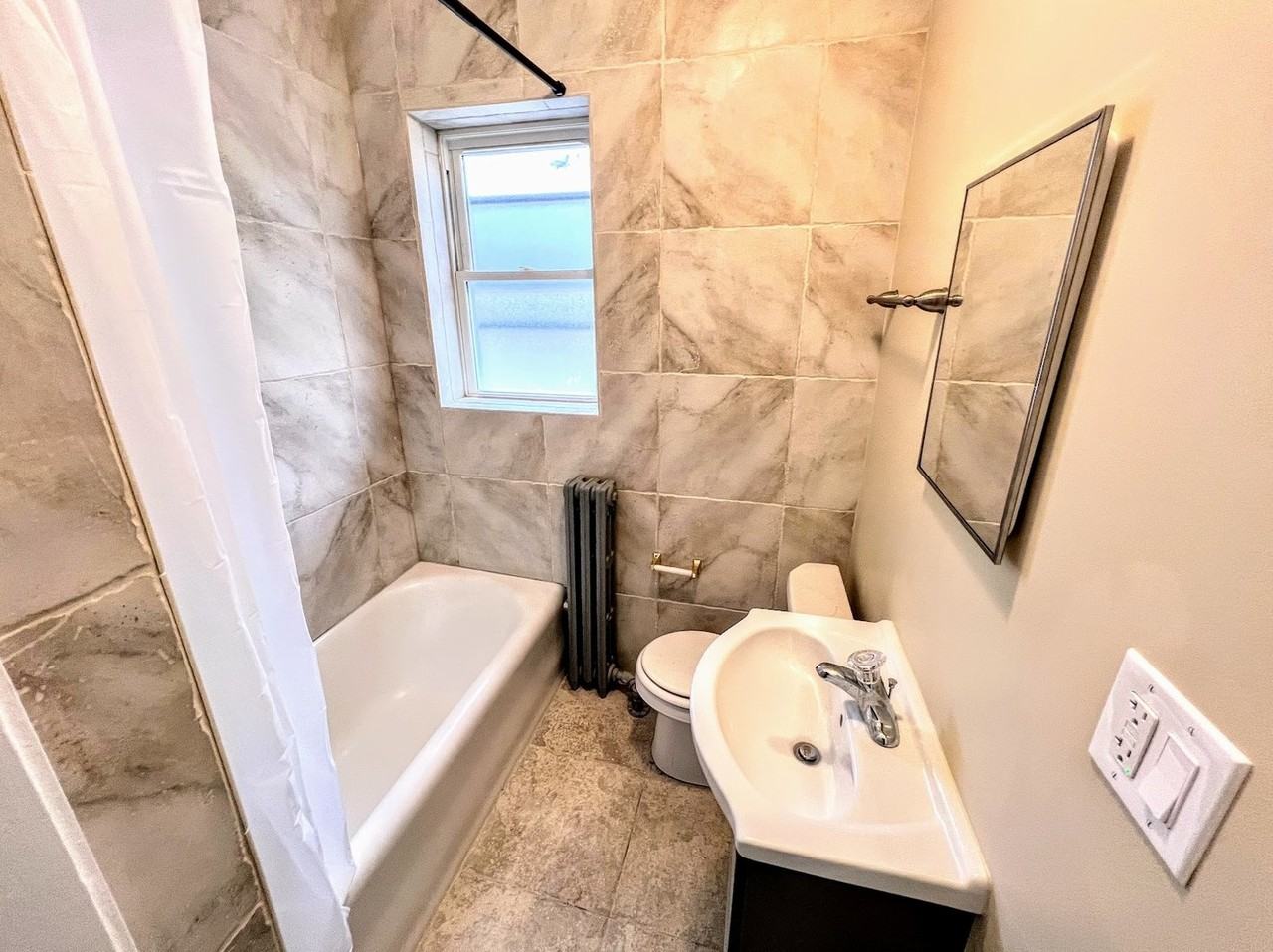 5834 West Barry Avenue #2M - Photo 7 of 7