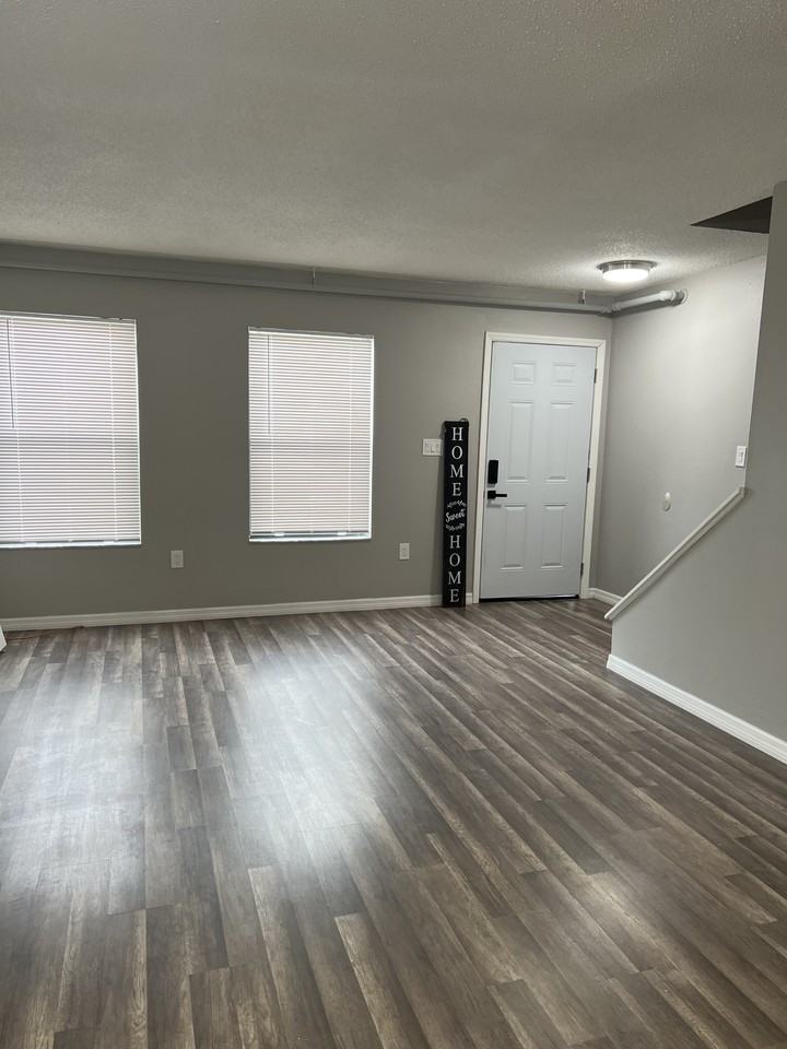 1404 Montana Ave #NA - Photo 7 of 8