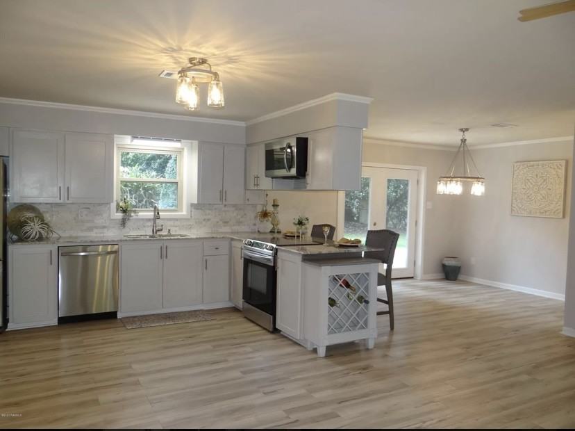 107 Essex Street #NA - Photo 2 of 17